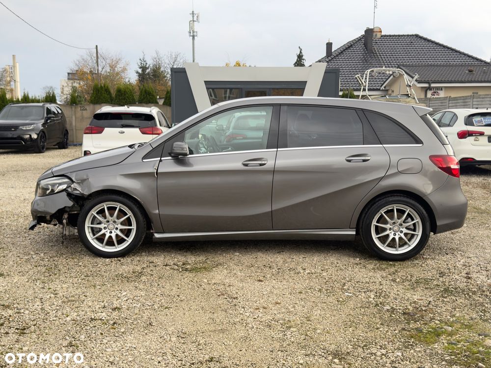 Mercedes-Benz Klasa B 220 4-Matic AMG Line - 10