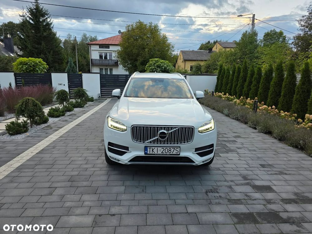 Volvo XC 90 - 8