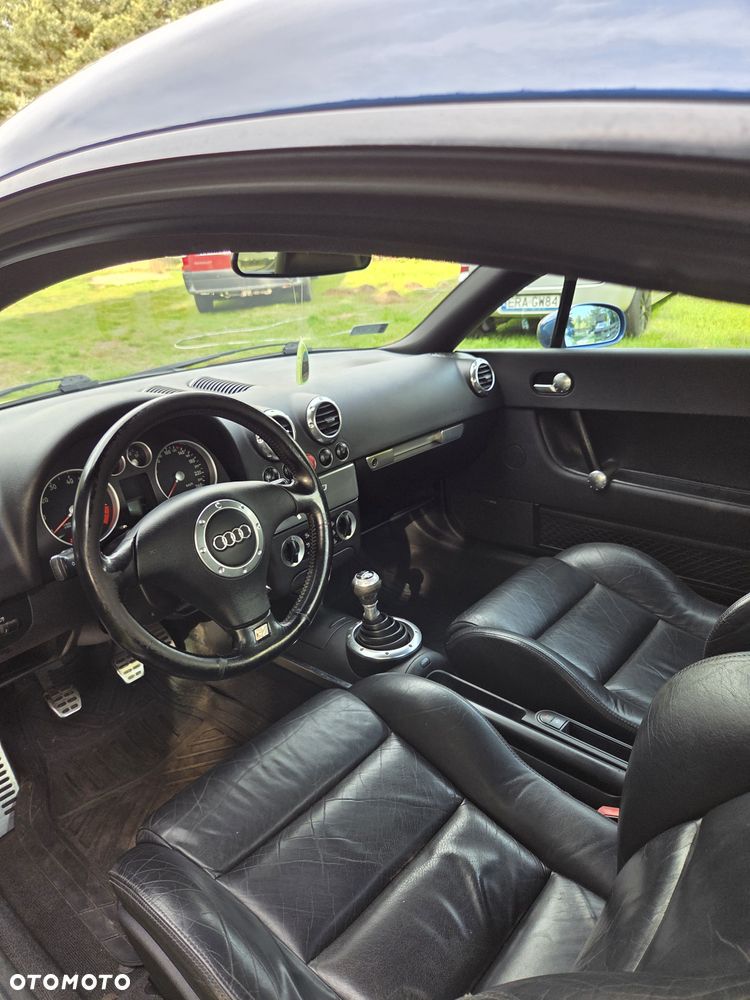 Audi TT Coupé - 12