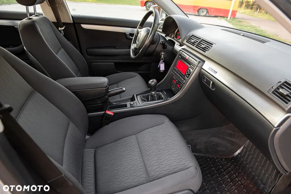 Audi A4 Avant 1.8 T quattro - 27