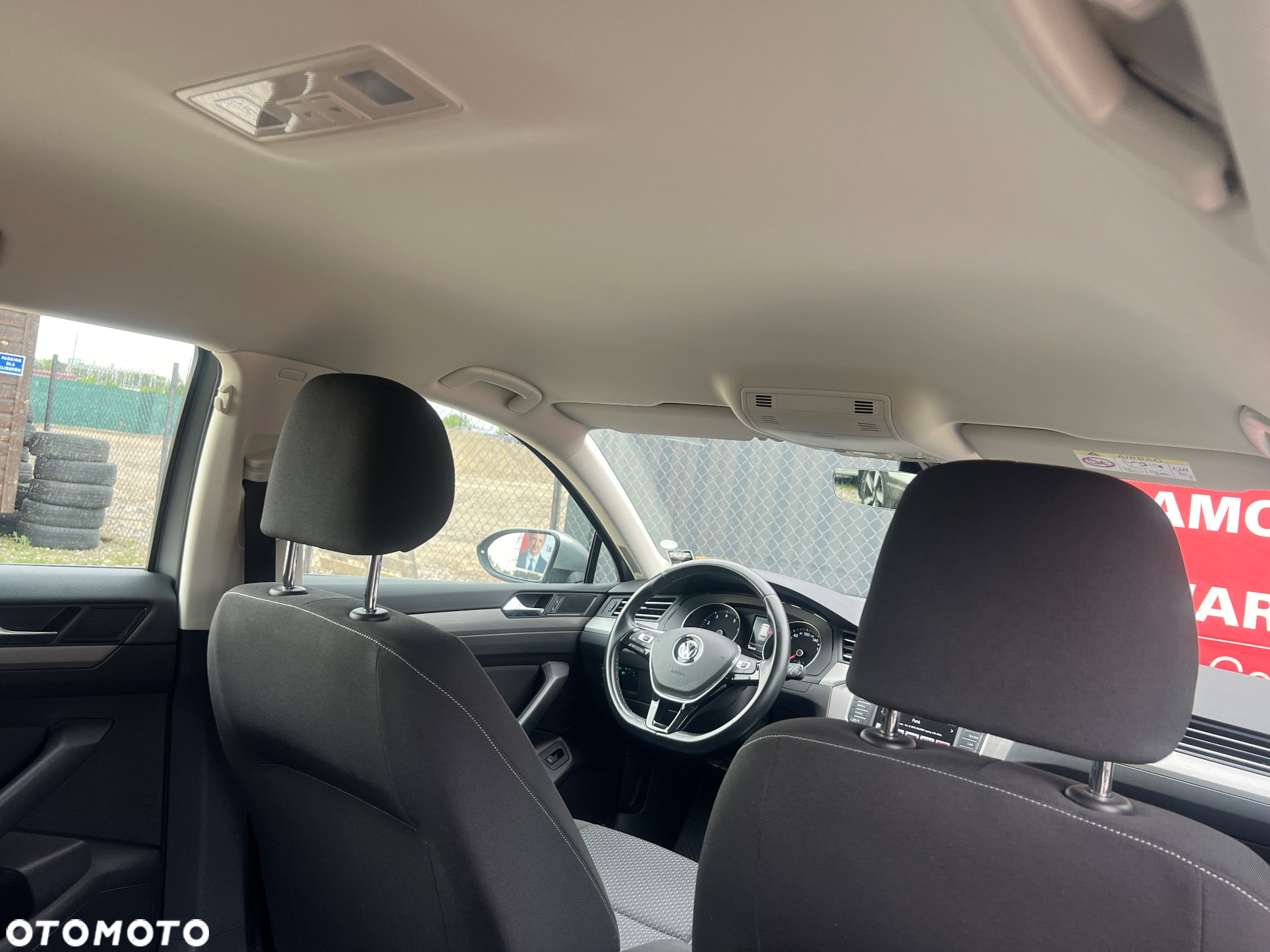 Volkswagen Passat - 10