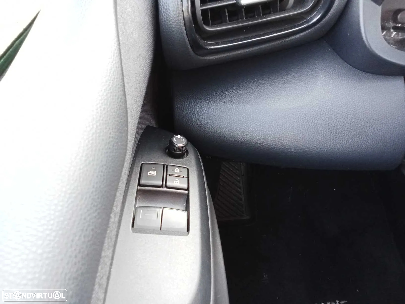 Toyota Yaris 1.0 VVT-i Comfort - 16
