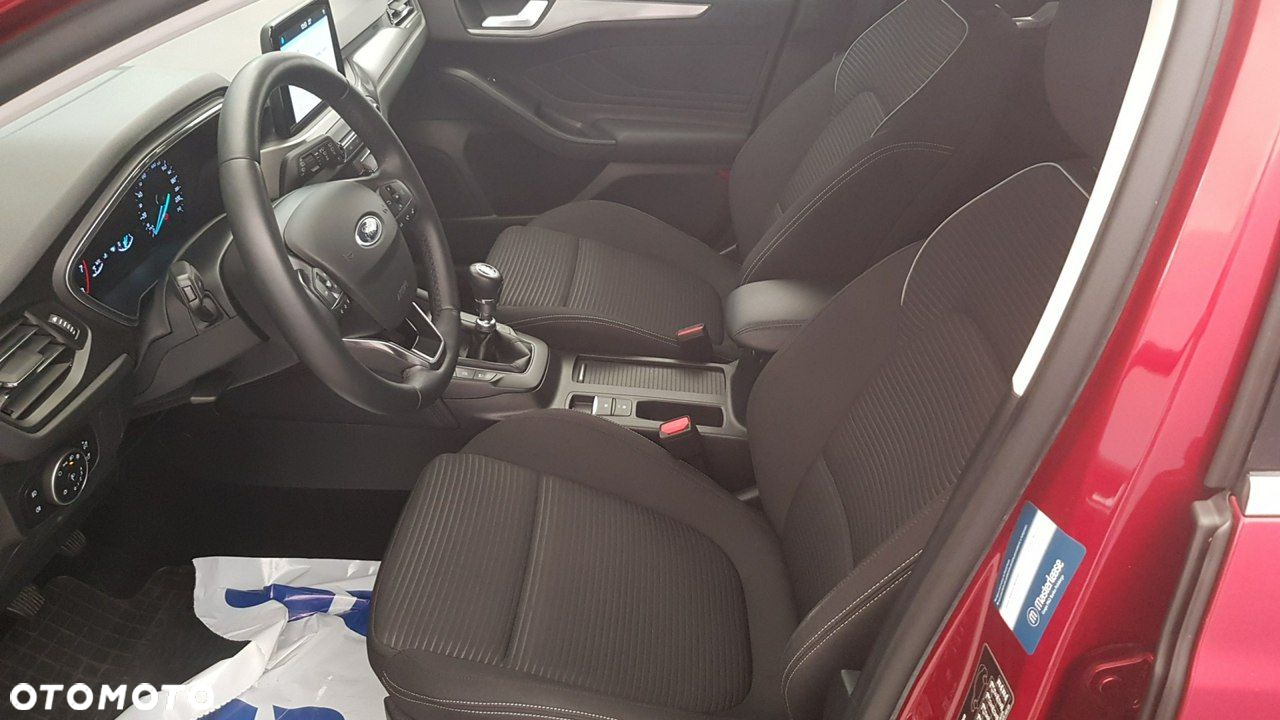 Ford Focus - 21