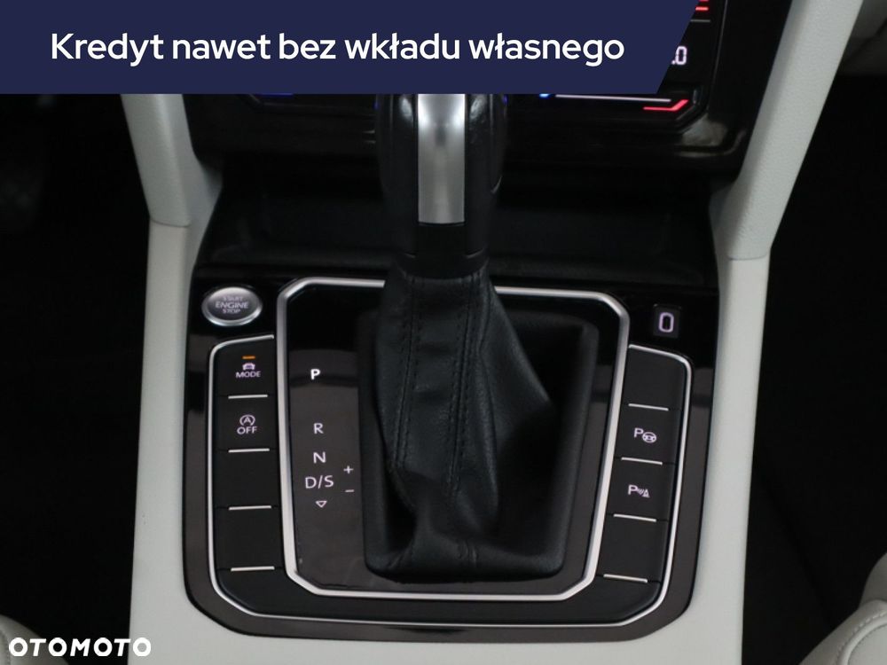 Volkswagen Passat - 19