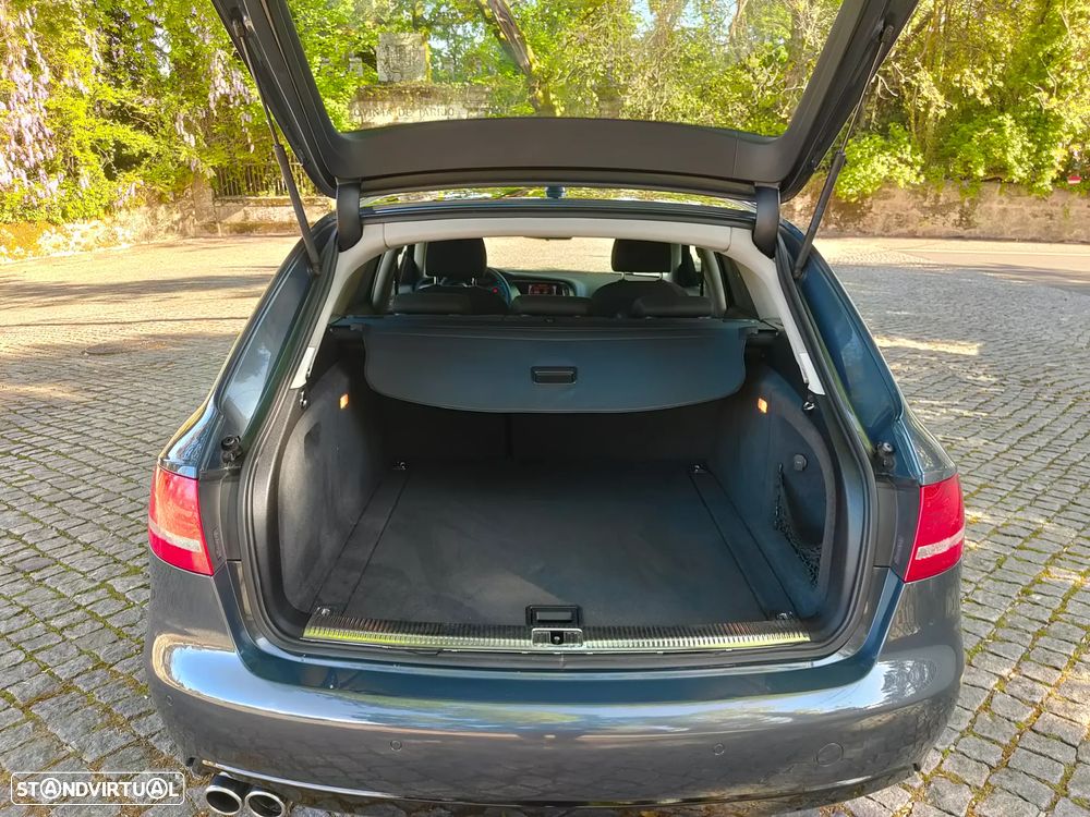 Audi A4 Avant 2.0 TDI - 12