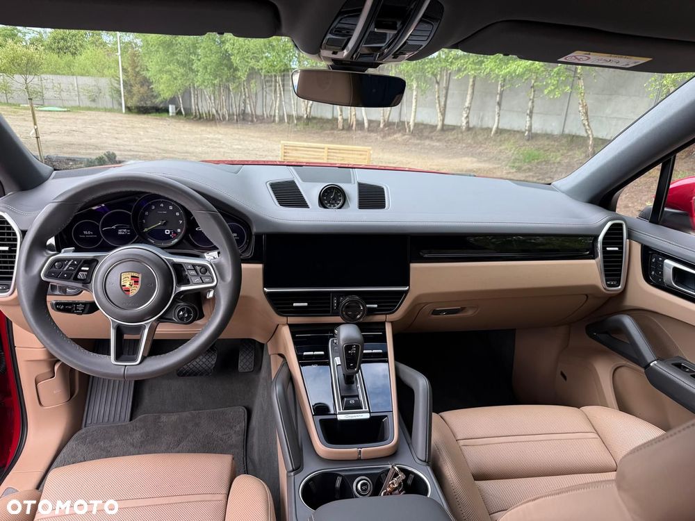 Porsche Cayenne - 8