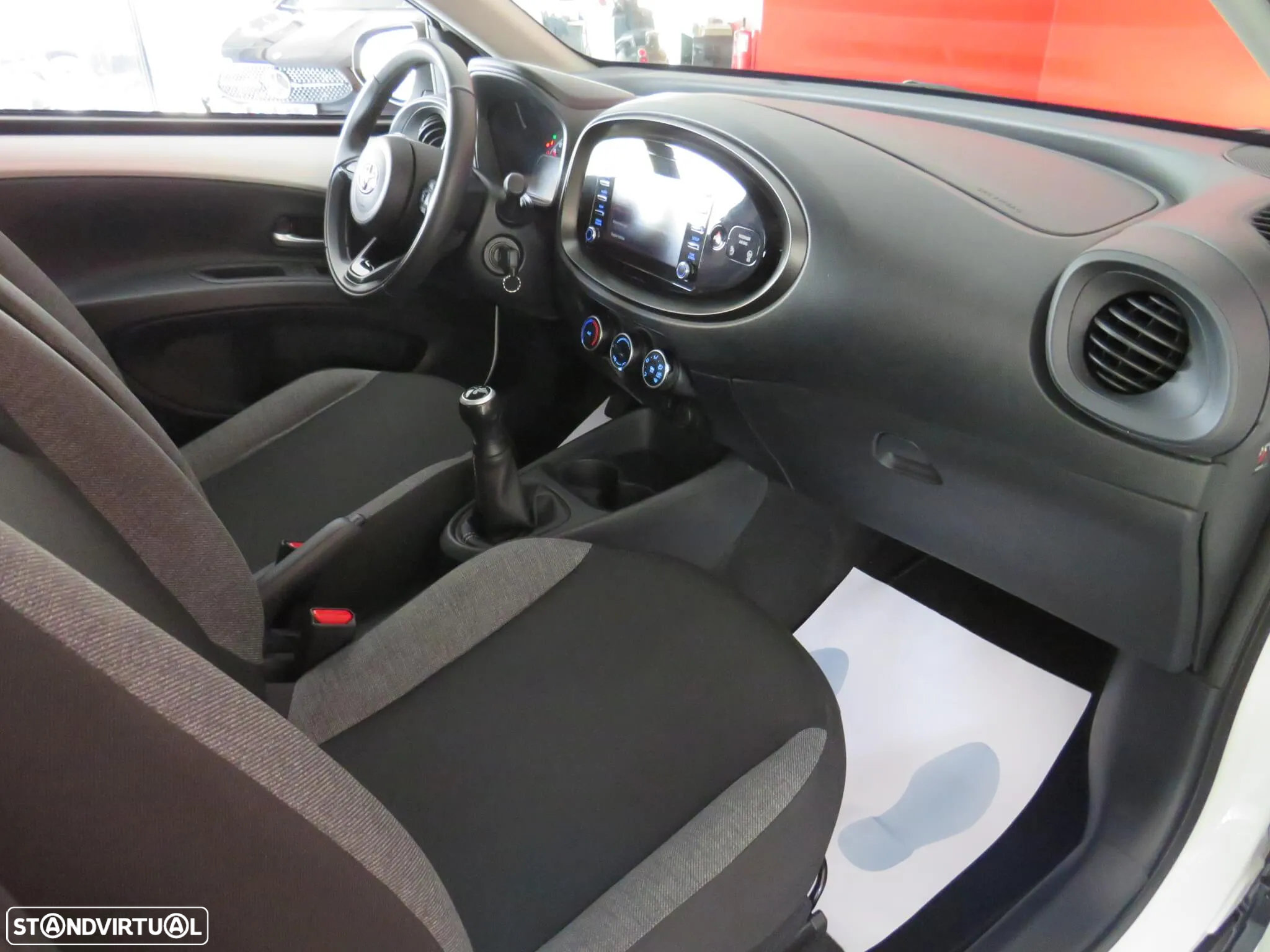 Toyota Aygo X 1.0 Play - 23