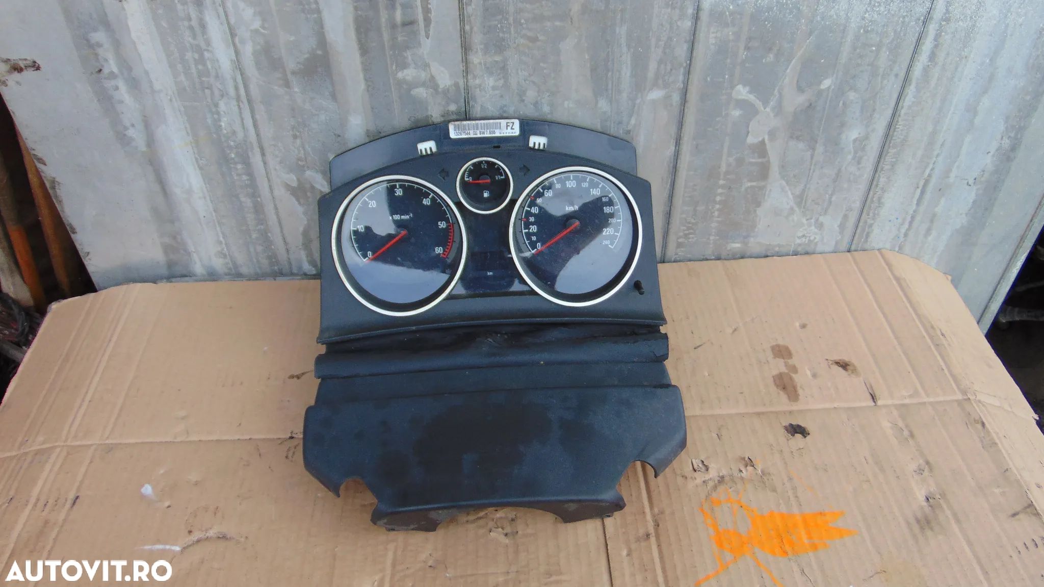 Ceas bord Opel astra H 1.3 CDTI an 2005 - 1