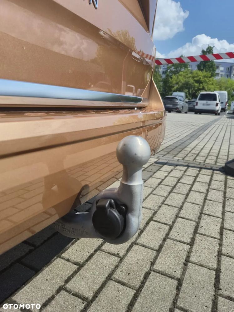 Volkswagen Multivan 2.0 TDI L2 Style DSG - 8