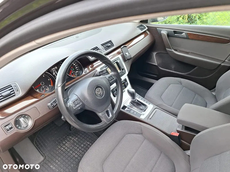 Volkswagen Passat 2.0 TDI Highline DSG - 7