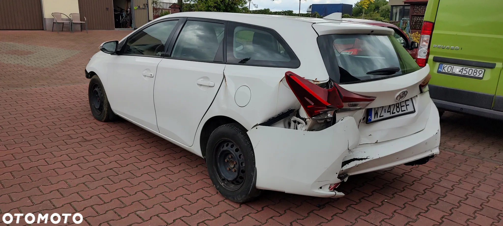 Toyota Auris 1.4 D-4D Dynamic - 4
