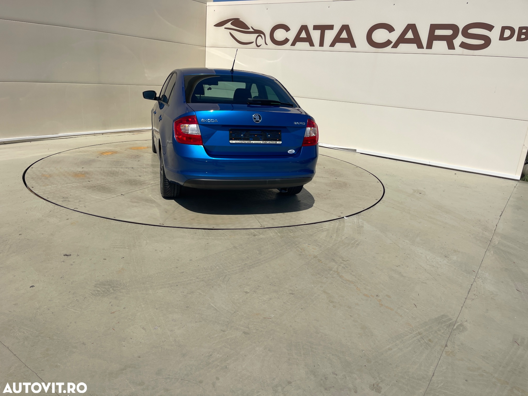 Skoda RAPID 1.2 TSI Ambition - 12