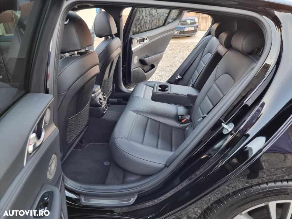 Kia Stinger 2.2 CRDI AWD GT Line - 22