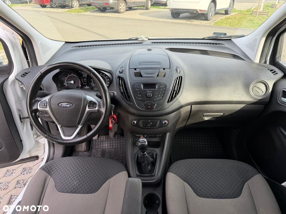 Ford Tourneo Courier 1.0 EcoBoost Trend - 14
