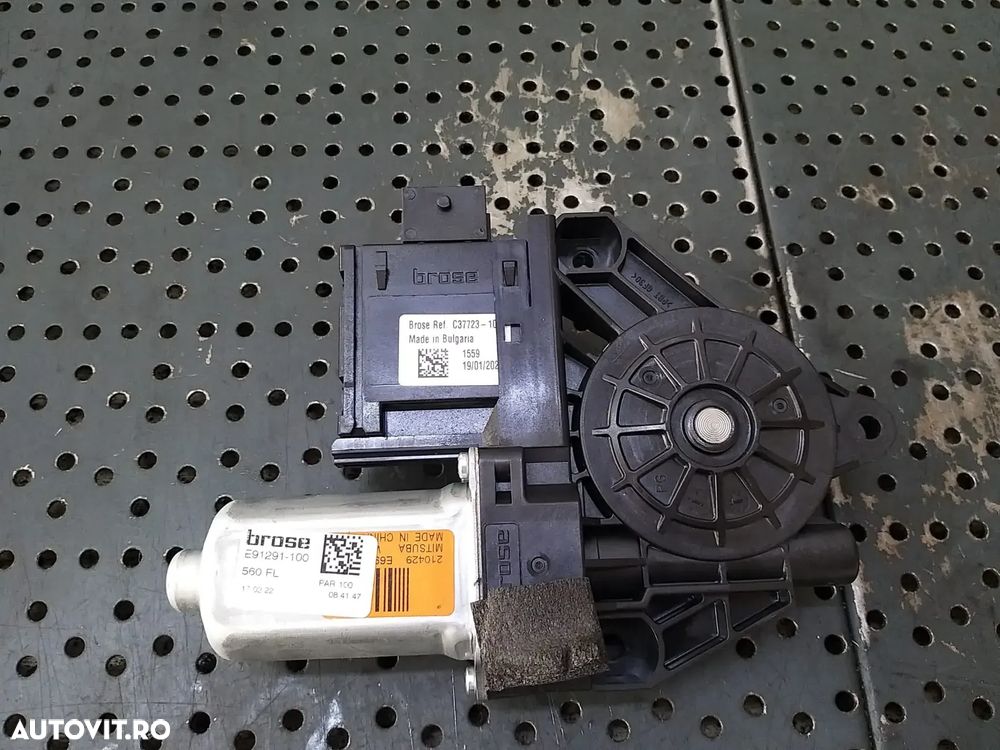 Motoras macara stanga fata jeep compass 2 e91291100 - 2