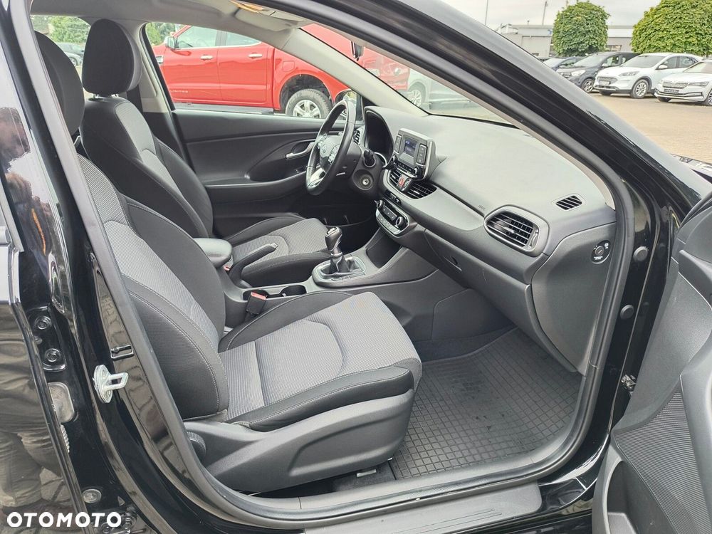 Hyundai i30 - 16