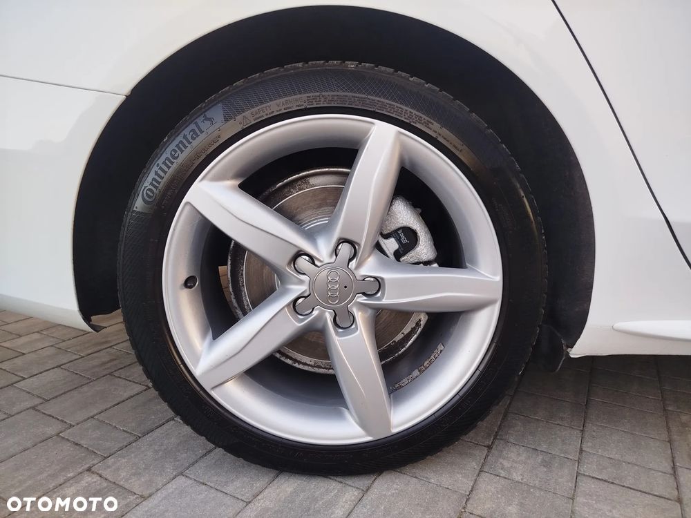 Audi A4 Avant 2.0 TDI DPF S line Sportpaket - 13