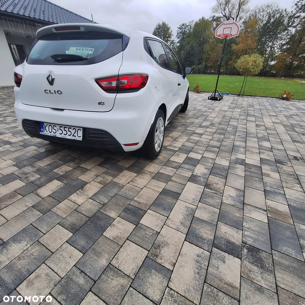 Renault Clio - 6