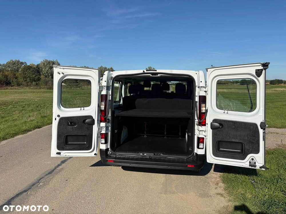 Renault Trafic - 10