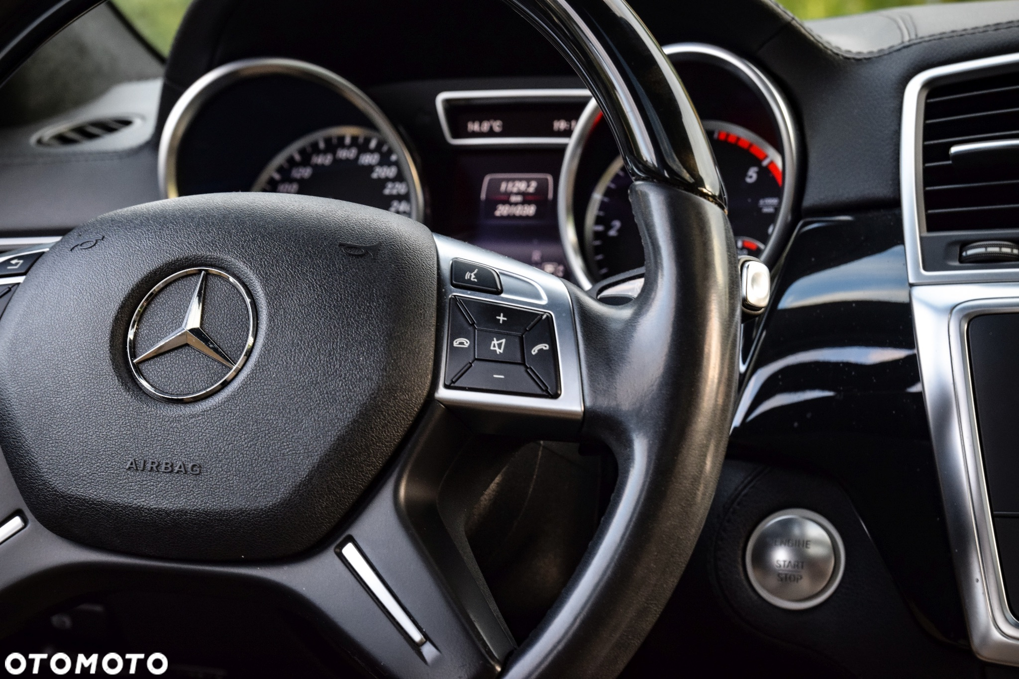 Mercedes-Benz ML 350 BlueTec 4-Matic - 27