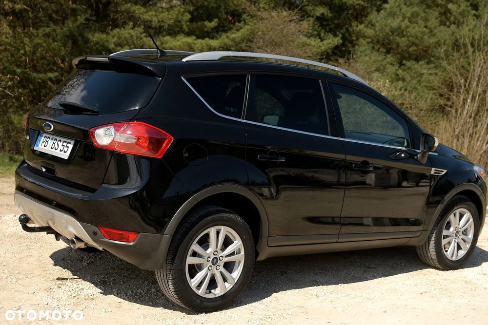 Ford Kuga 2.0 TDCi 2x4 Titanium - 9