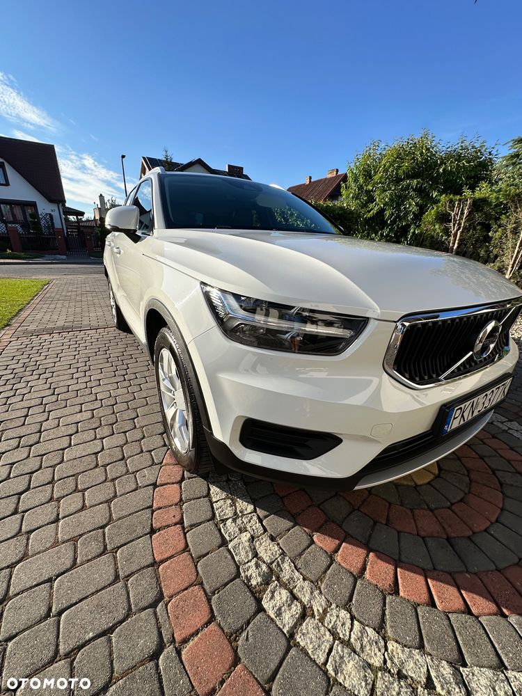 Volvo XC 40 T3 Geartronic Momentum - 40