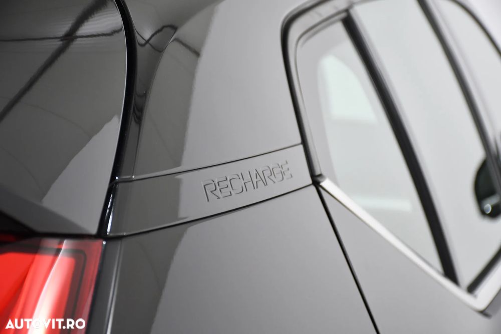 Volvo XC 40 - 38