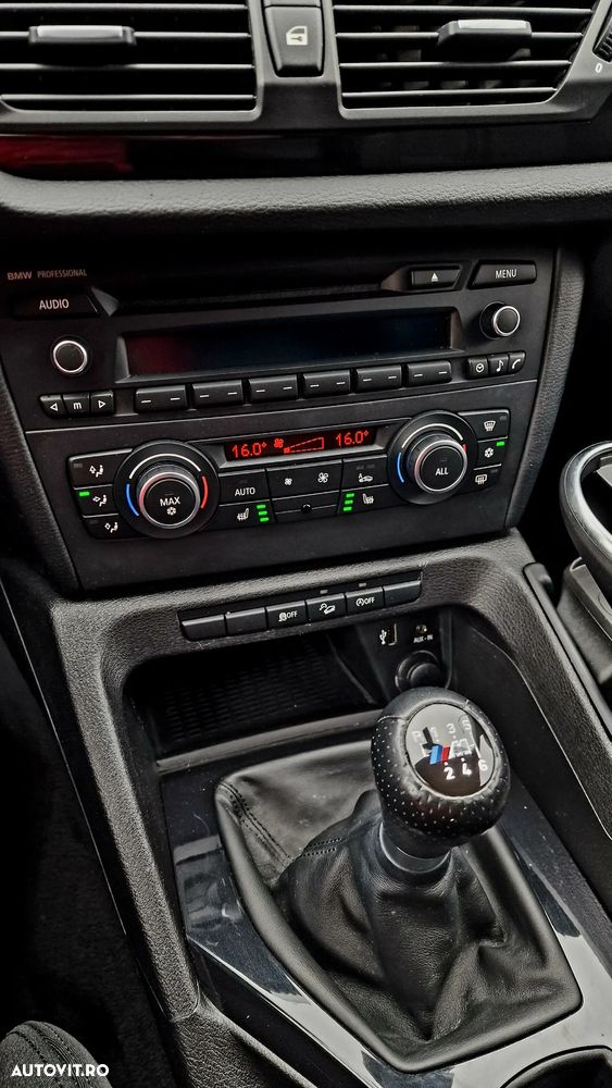 BMW X1 xDrive18d Sport Line - 9