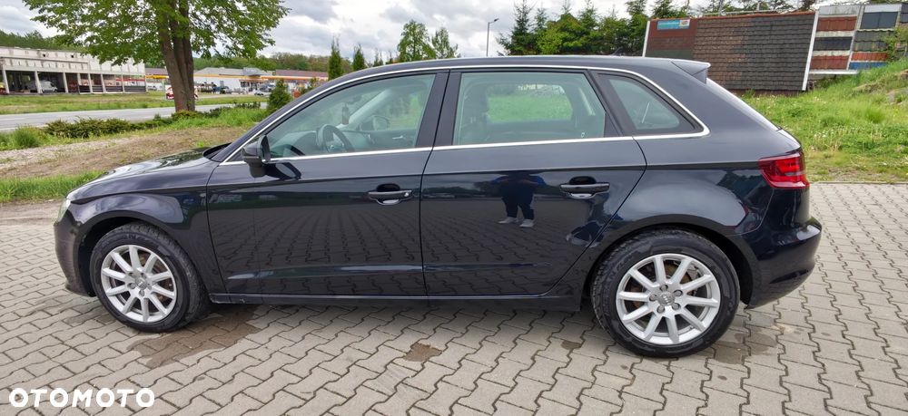 Audi A3 Sportback 1.6 TDI Ambiente - 27