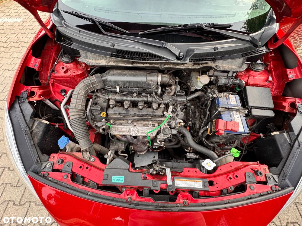 Suzuki Swift 1.2 Premium Plus CVT - 24