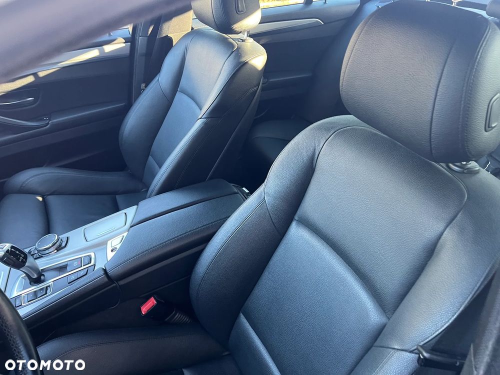 BMW Seria 5 520d xDrive M Sport Edition - 24