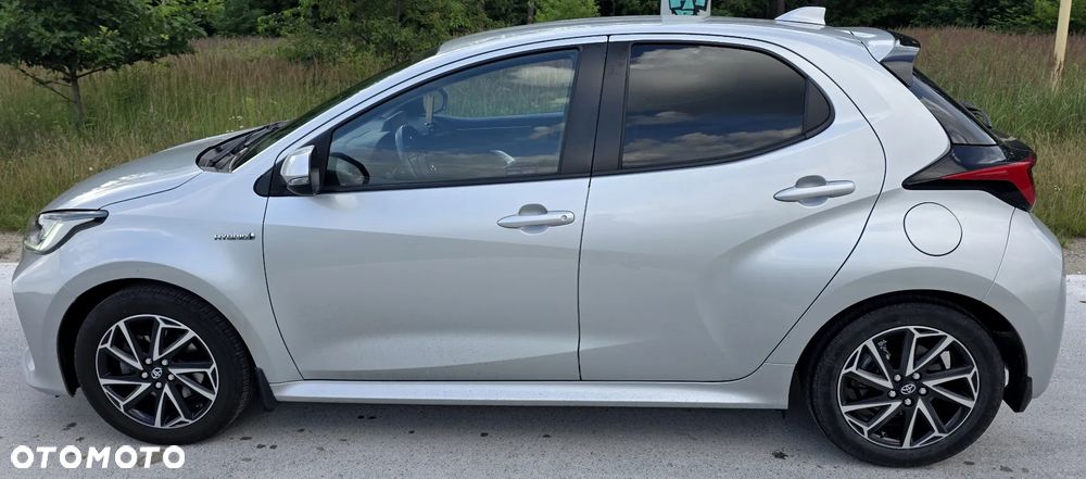 Toyota Yaris Hybrid 1.5 Comfort - 4