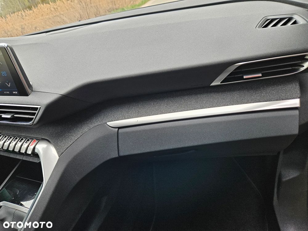 Peugeot 3008 PureTech 130 Stop & Start GPF Allure - 30