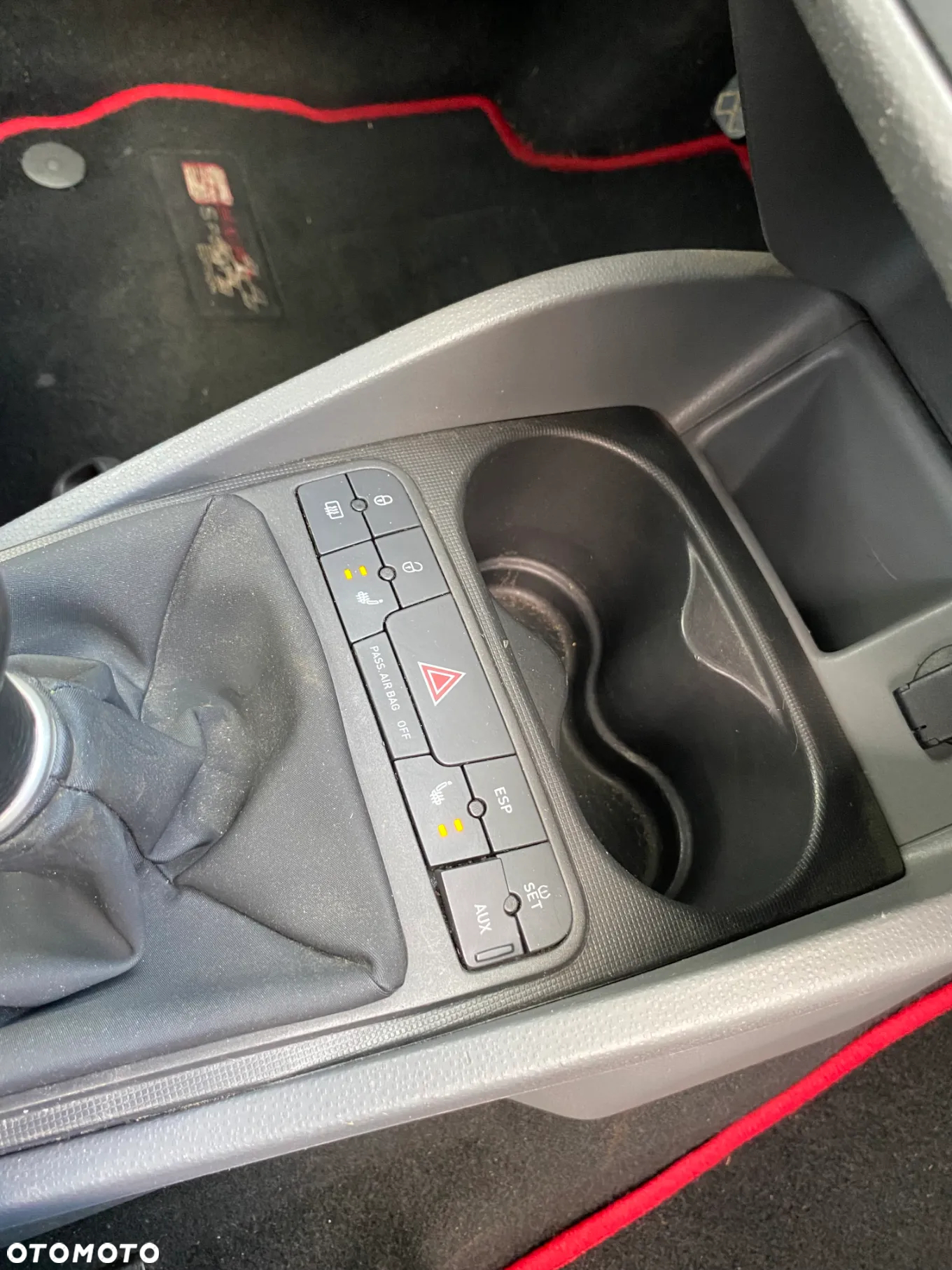 Seat Ibiza SC 1.6 16V Sport - 18