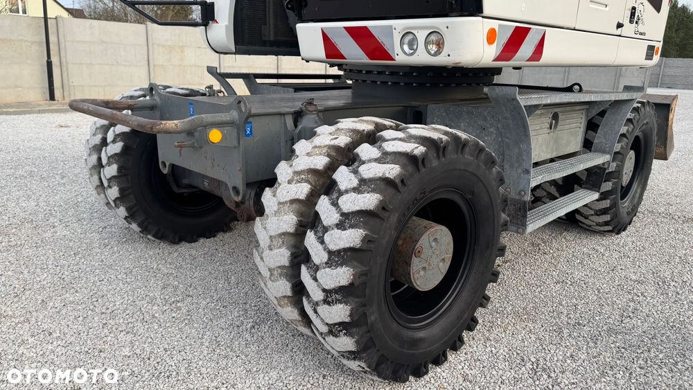 Liebherr 918 compact - 12