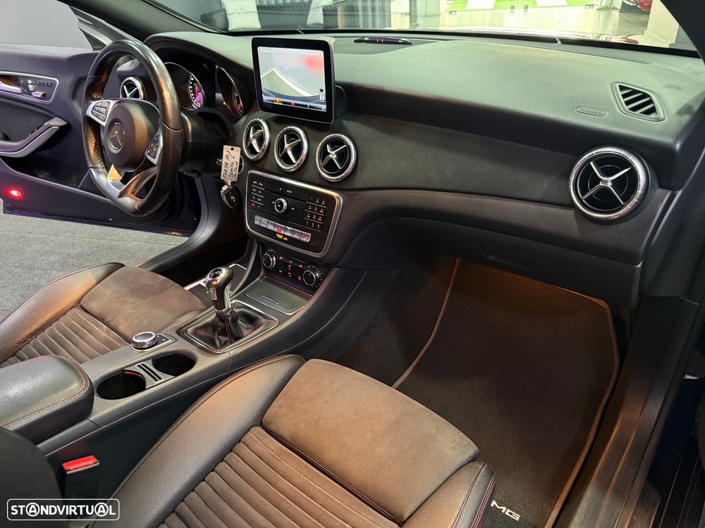Mercedes-Benz CLA 180 d Shooting Brake AMG Line - 21