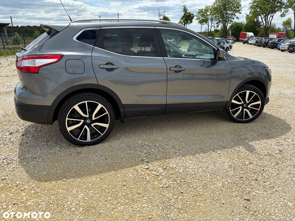 Nissan Qashqai 1.5 dCi TEKNA - 5