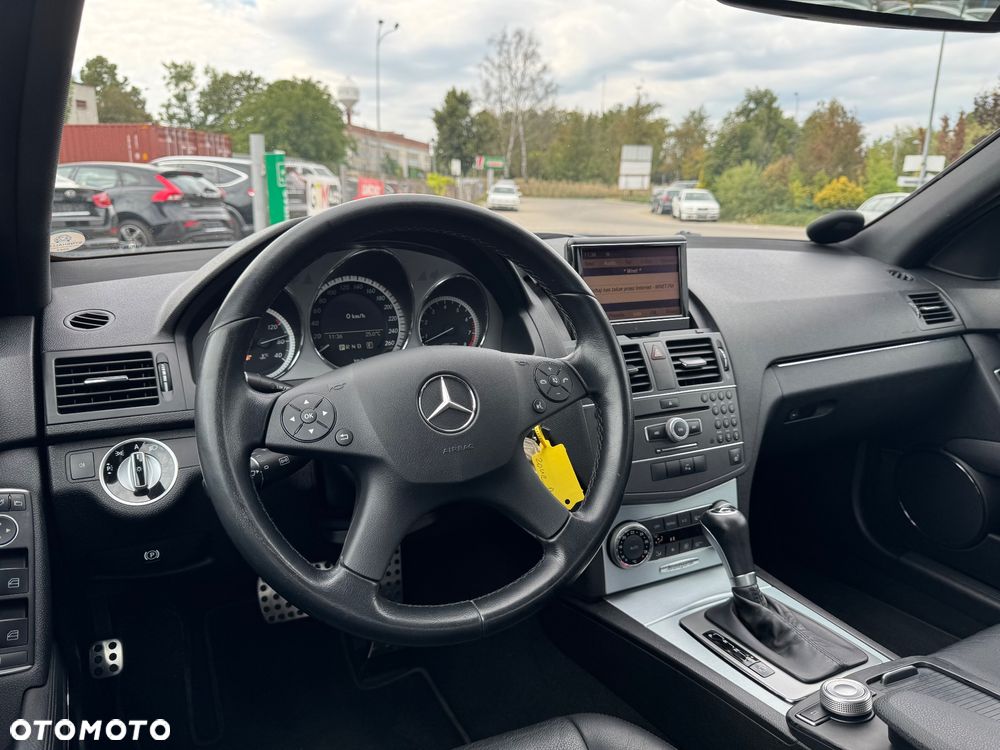 Mercedes-Benz Klasa C 300 T 7G-TRONIC Avantgarde - 34