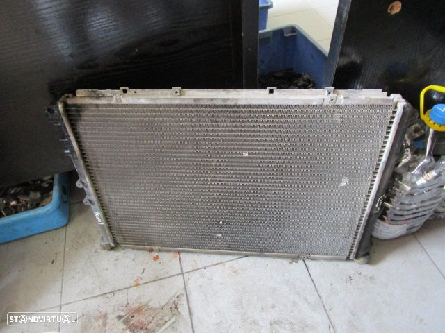 Radiador Agua 7700838133E RENAULT MEGANE 1996 1.4I USADO - 3