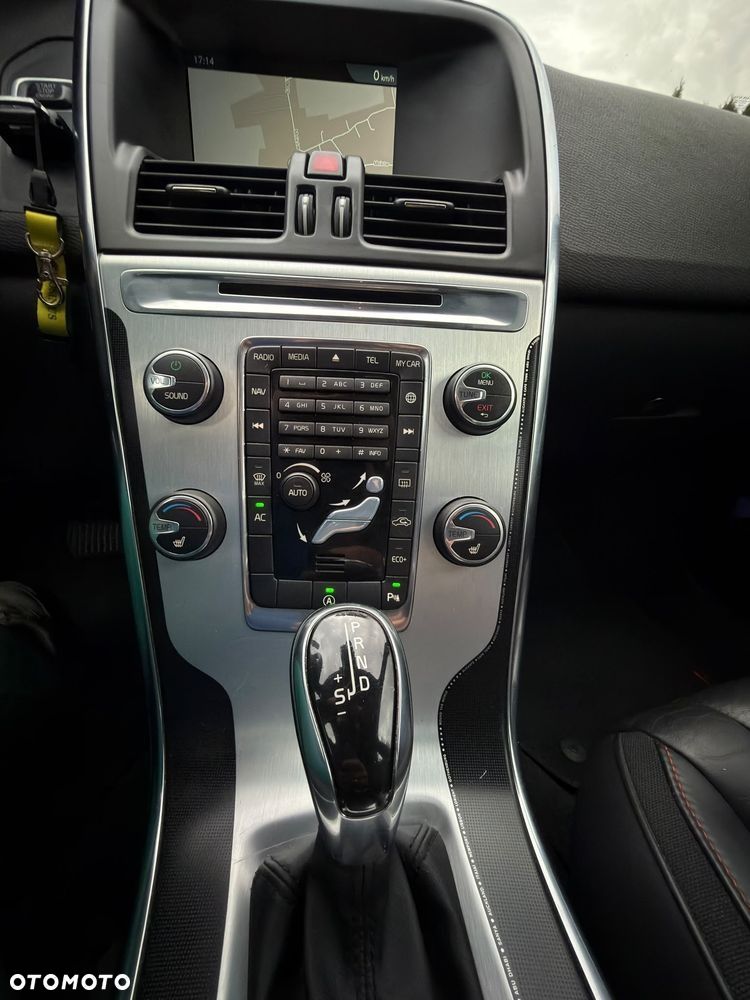 Volvo XC 60 D4 Geartronic Ocean Race - 20