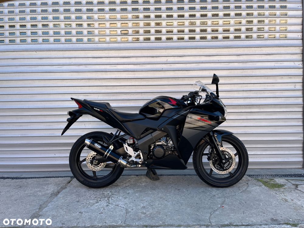 Honda CBR - 8