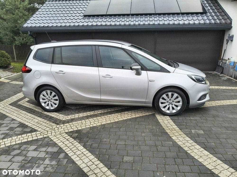 Opel Zafira - 33