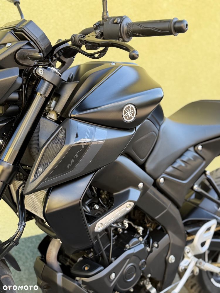 Yamaha MT - 29