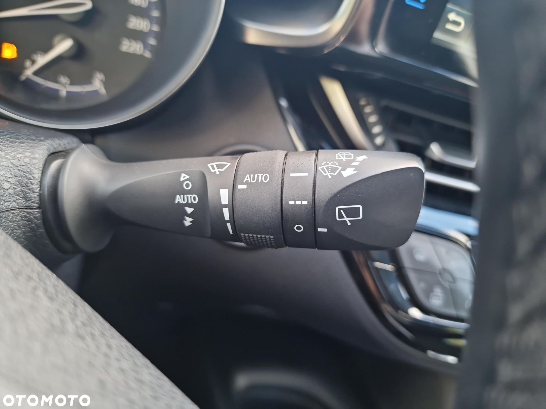 Toyota C-HR 1.8 Hybrid Premium - 25