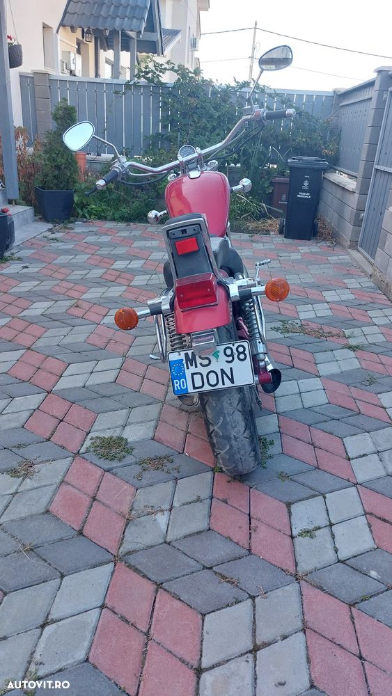 Suzuki VS 800GL Intruder - 2