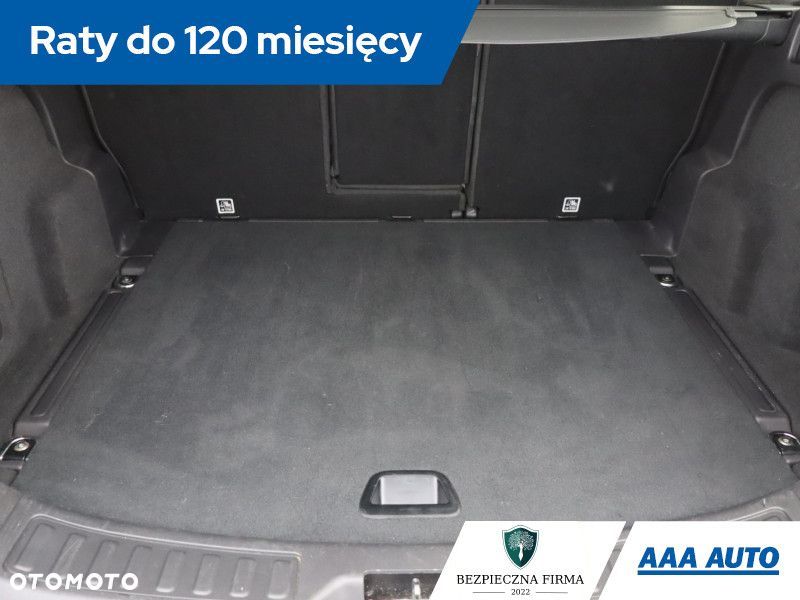 Land Rover Discovery Sport - 16