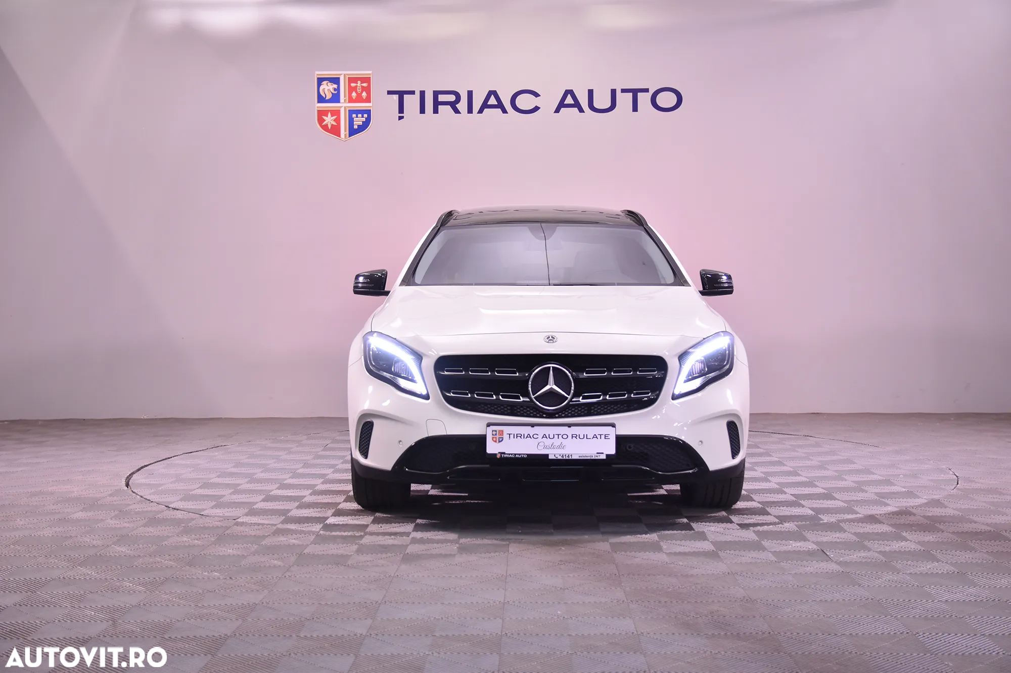 Mercedes-Benz GLA 220 d 4MATIC Aut. - 8