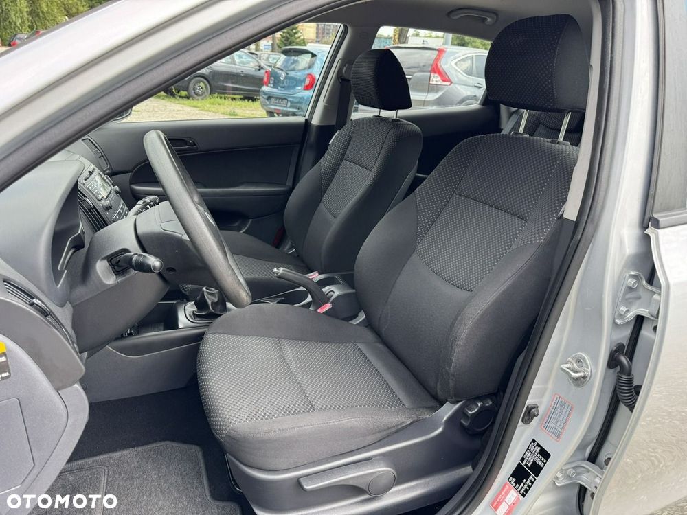 Hyundai i30 - 24
