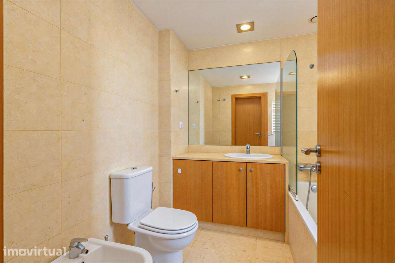 Apartamento T2 no Condomínio Fechado Entre Quintas - Grande imagem: 4/36