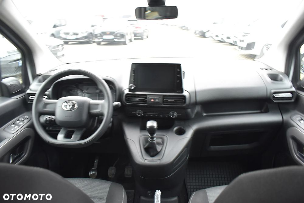 Toyota Proace City Verso 1.5 D-4D Business - 19